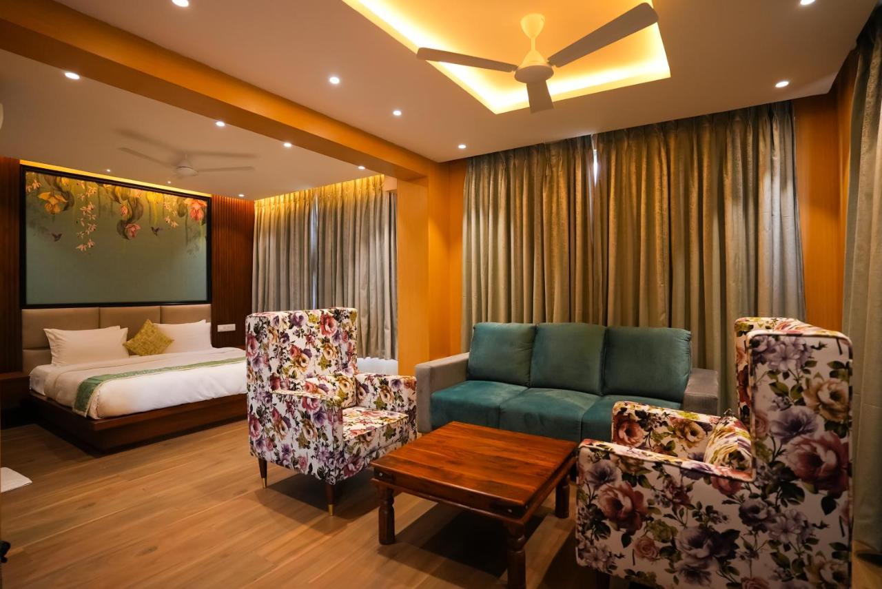 Hotel Sunrise Hospitality Vijayawada Luaran gambar