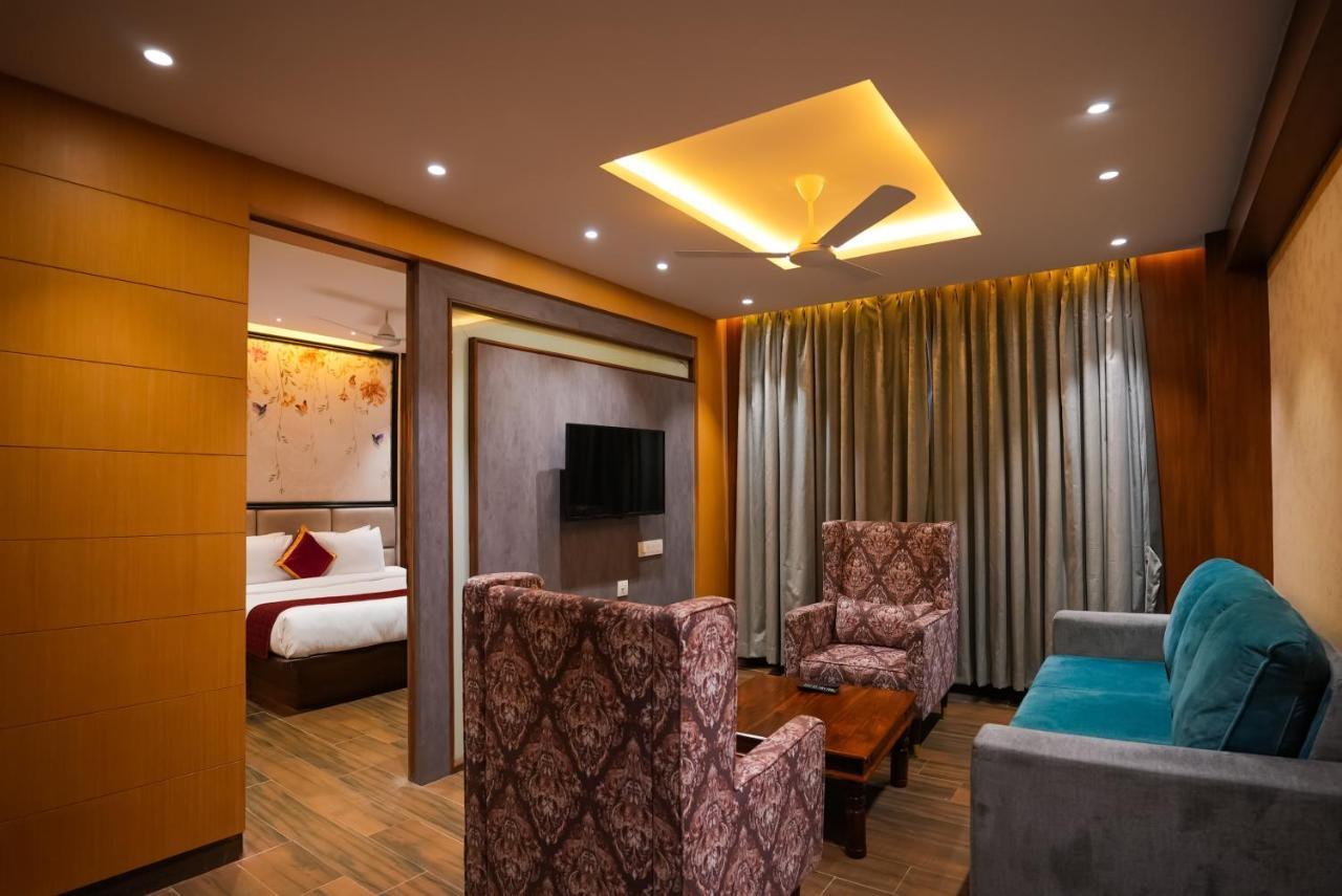 Hotel Sunrise Hospitality Vijayawada Luaran gambar