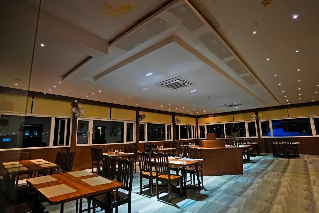 Hotel Sunrise Hospitality Vijayawada Luaran gambar