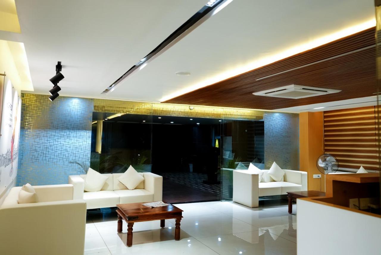 Hotel Sunrise Hospitality Vijayawada Luaran gambar
