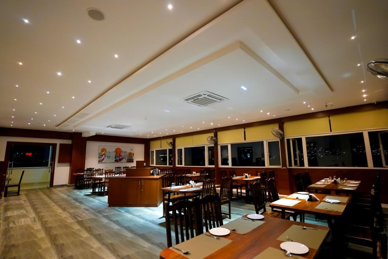 Hotel Sunrise Hospitality Vijayawada Luaran gambar