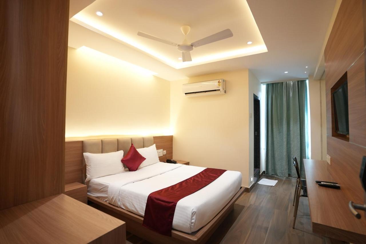 Hotel Sunrise Hospitality Vijayawada Luaran gambar