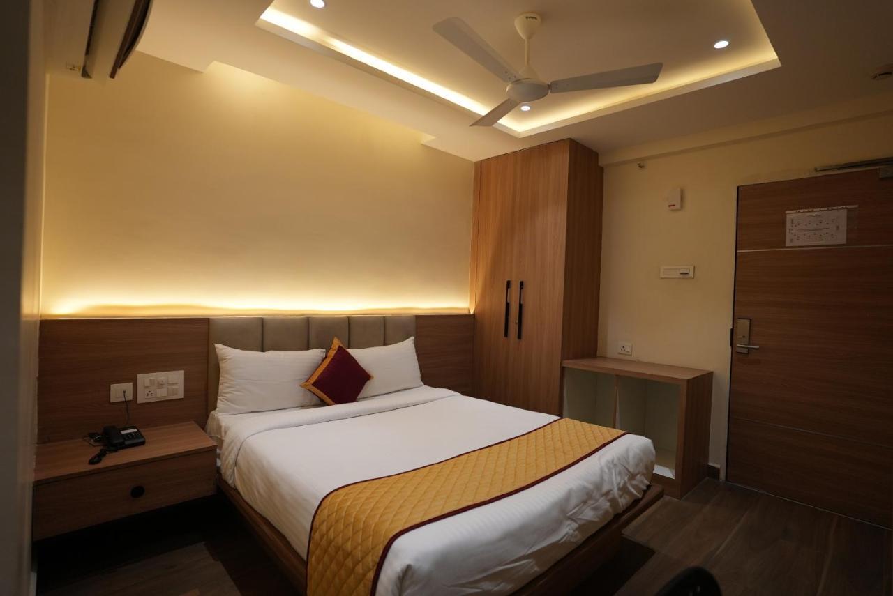 Hotel Sunrise Hospitality Vijayawada Luaran gambar